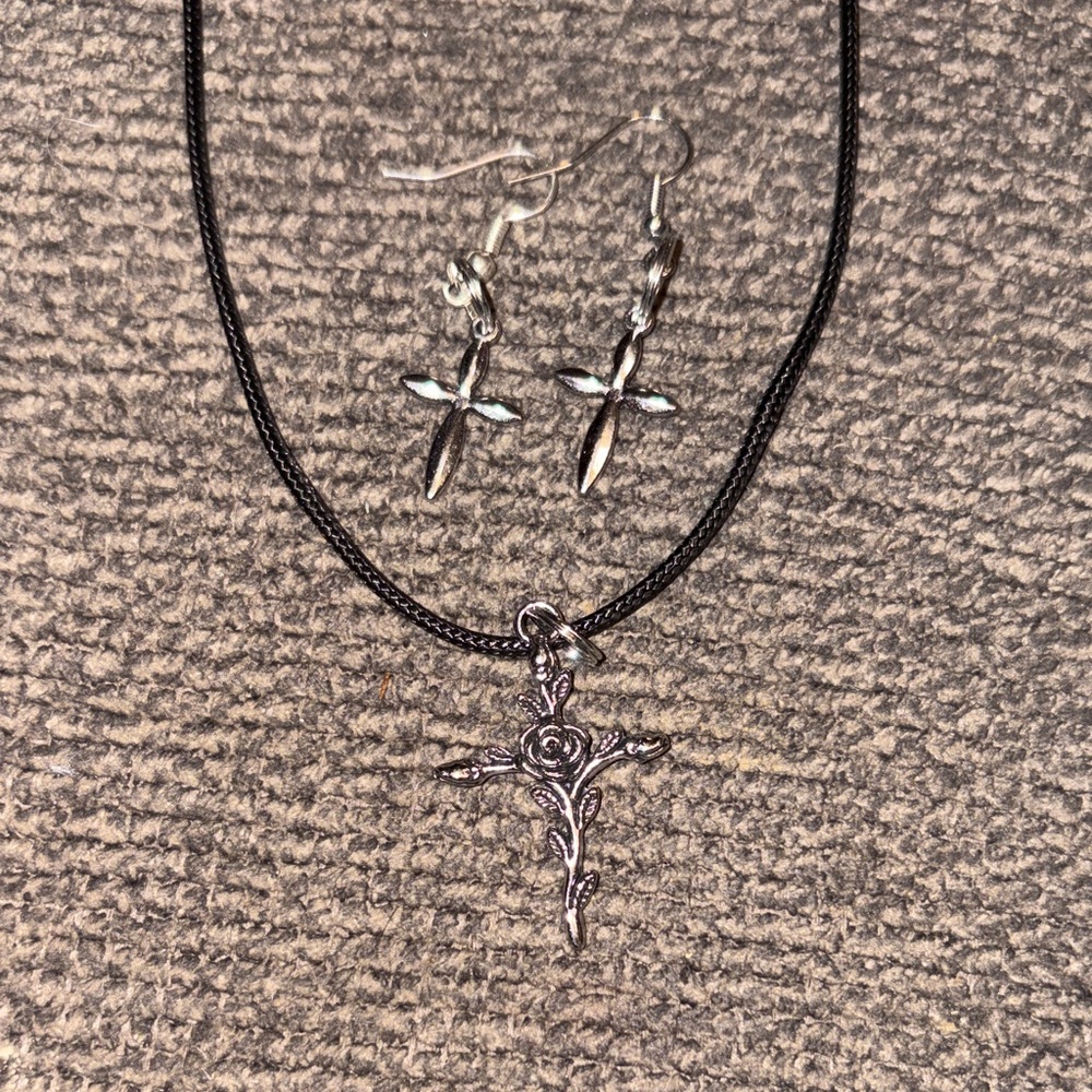 Stocking Stuffer! Intricate Silver Cross Necklace and Earring Set